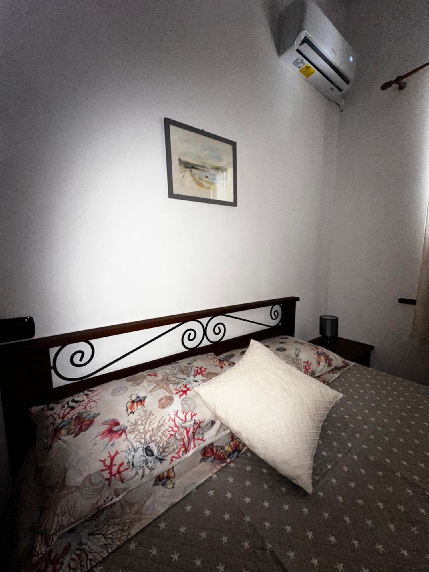 Crock House Villa Funtana Meiga ภายนอก รูปภาพ